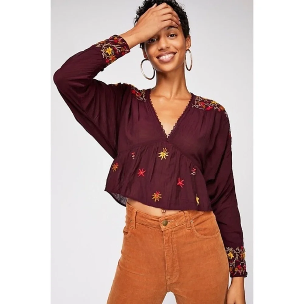 Free People Ava Embroidered Floral Burgundy Peasant Crop Long Sleeve Blouse S - Picture 1 of 13